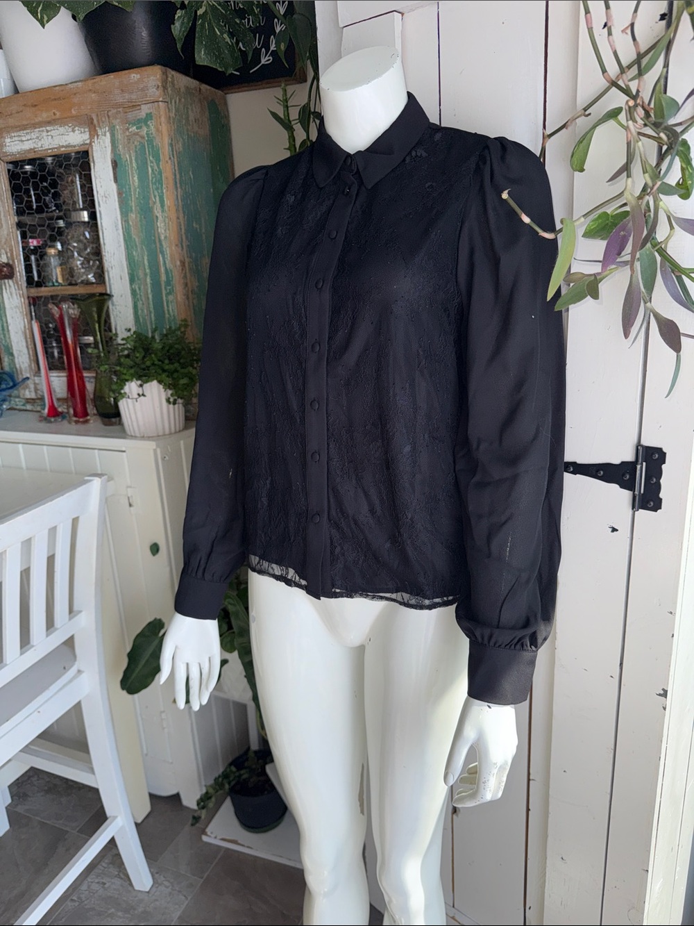 Suzy Shier XS NWOT  black sheer lace button-front balloon sleeve blouse